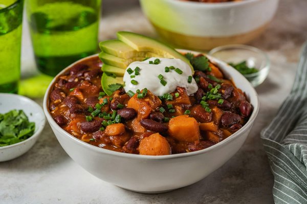 Quels sont les secrets pour un chili sin carne riche en protéines avec du quinoa?