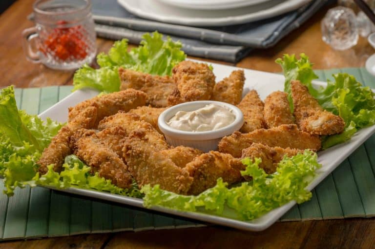 Quels sont les astuces pour des nuggets de poulet maison croustillants sans chapelure?